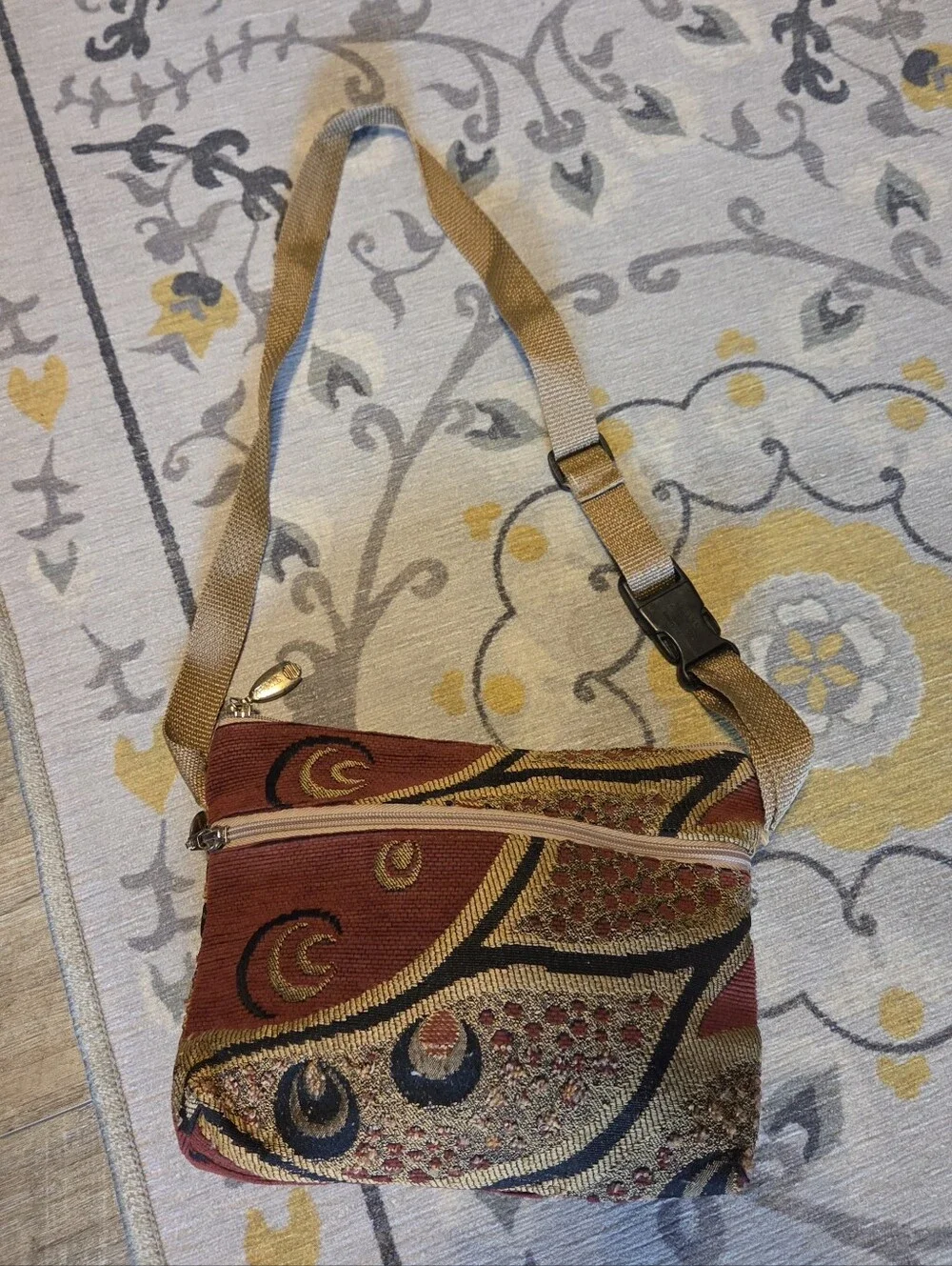 KENNY'S CROSSBODY PURSE